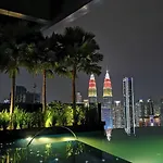 Eaton Suites By The Rt Group