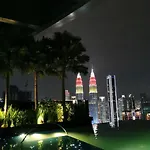 Eaton Suites By The Rt Group