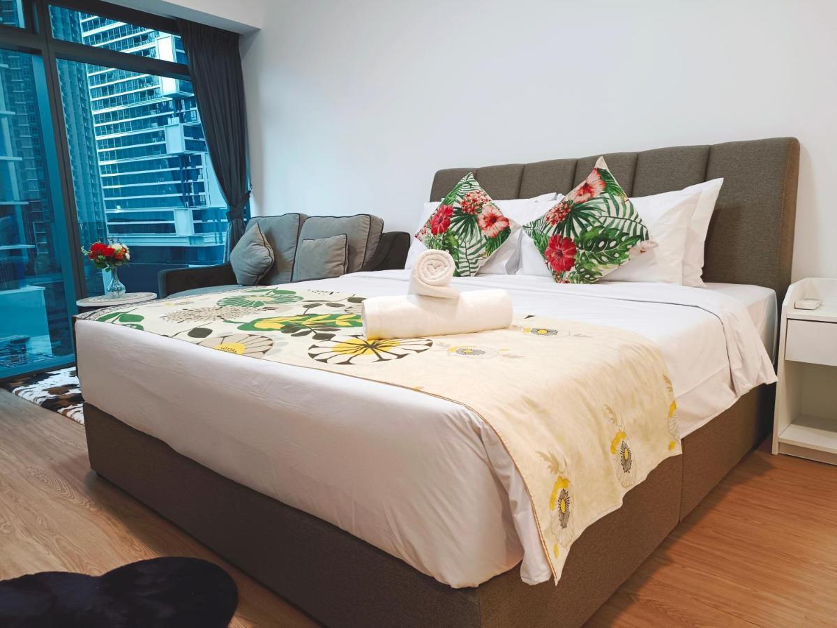 Eaton Suites By The Rt Group