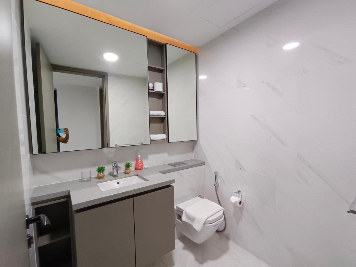 Eaton Suites By The Rt Group